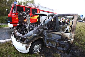 Mercedes brennt völlig aus